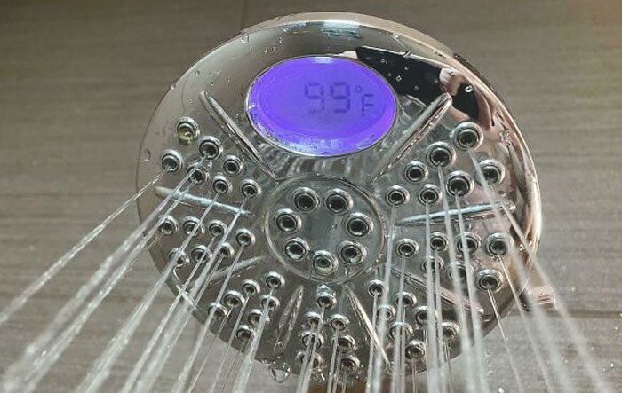 This Hotel Shower Head Has A Temperature Display