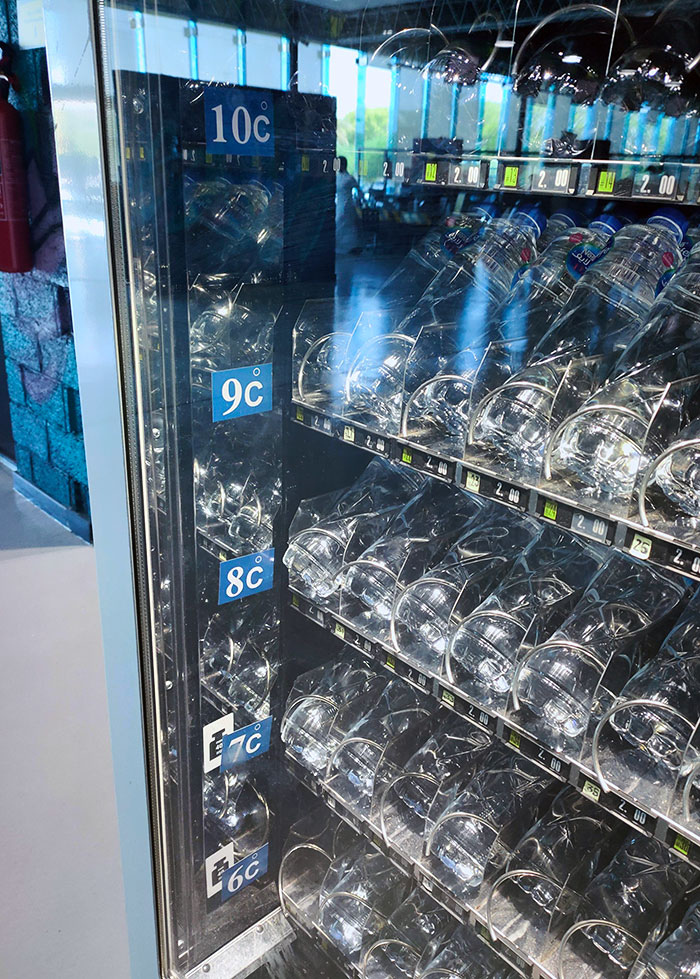 My Gym's Vending Machine Organizes Water Based On Its Temperature