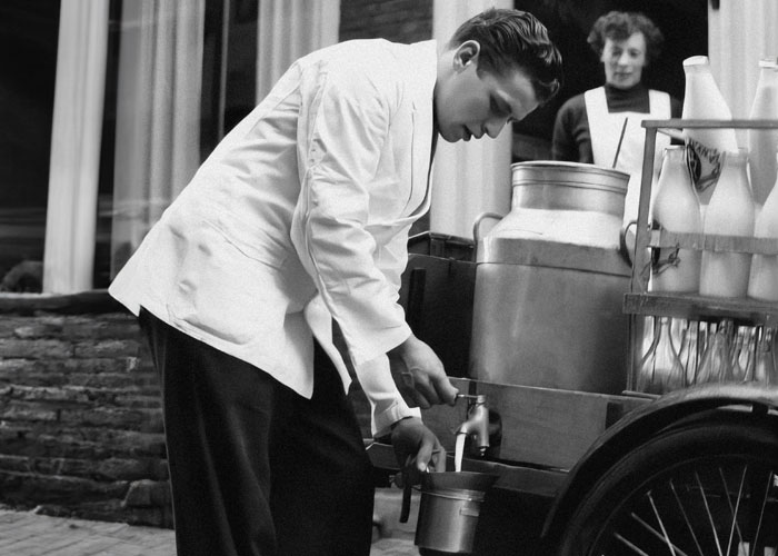 Grocery Store Tries To Put Milkmen Out Of Business, Regrets It When They Take Petty Revenge