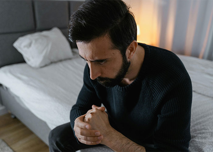 Man Demands Wife Stop Breastfeeding Their Baby In Front Of His Mates, Is Told To ‘Shut Up’ Man Demands Wife Stop Breastfeeding Their Baby In Front Of His Mates, Is Told To ‘Shut Up’