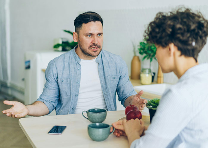 Man Demands Wife Stop Breastfeeding Their Baby In Front Of His Mates, Is Told To ‘Shut Up’ Man Demands Wife Stop Breastfeeding Their Baby In Front Of His Mates, Is Told To ‘Shut Up’