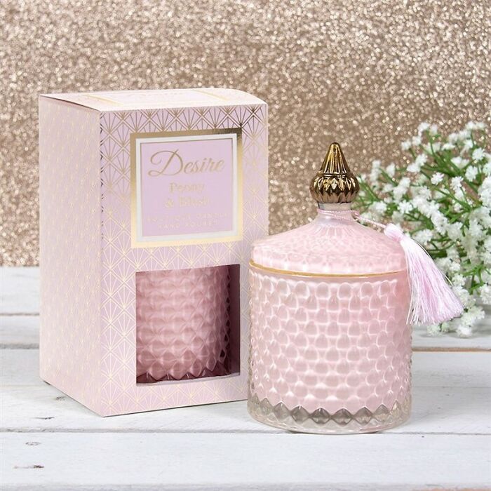 Elegance Illuminated: Chic Presentation Boxed Candles For Any Occasion!