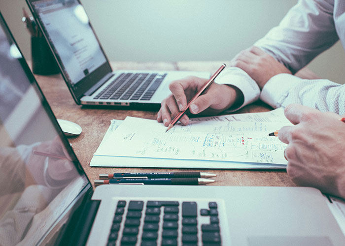 Manager Threatens To Call The Cops On IT Guy After Replacing Him With Her Nephew Backfires Manager Threatens To Call The Cops On IT Guy After Replacing Him With Her Nephew Backfires