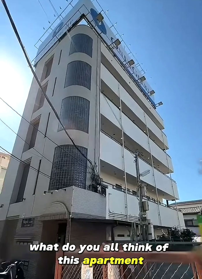 Person Goes Viral With Over 1M Views For Showing Tour Inside An Apartment In Tokyo For $300/Month Person Goes Viral With Over 1M Views For Showing Tour Inside An Apartment In Tokyo For $300/Month