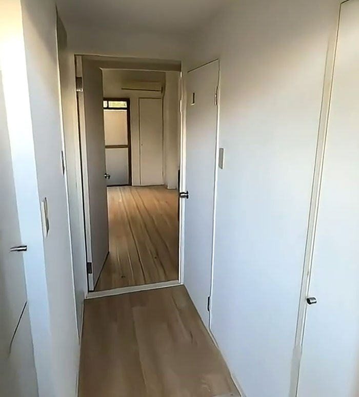 Person Goes Viral With Over 1M Views For Showing Tour Inside An Apartment In Tokyo For $300/Month Person Goes Viral With Over 1M Views For Showing Tour Inside An Apartment In Tokyo For $300/Month