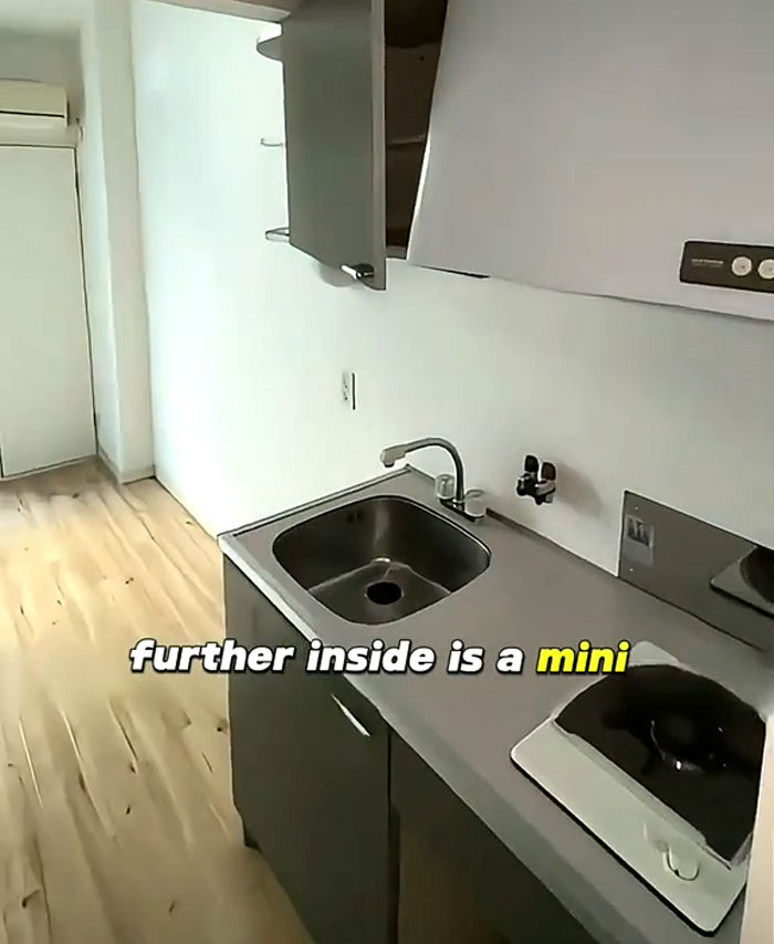 Person Goes Viral With Over 1M Views For Showing Tour Inside An Apartment In Tokyo For $300/Month Person Goes Viral With Over 1M Views For Showing Tour Inside An Apartment In Tokyo For $300/Month