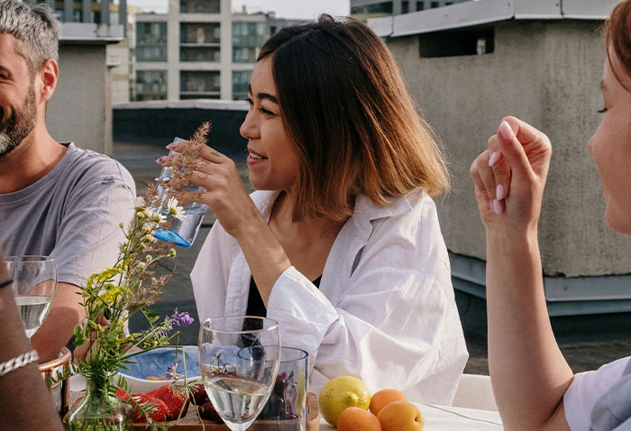 Woman Is Uncomfortable With 18 Y.O. Guest "Making Passes" At Her Husband Woman Is Uncomfortable With 18 Y.O. Guest "Making Passes" At Her Husband