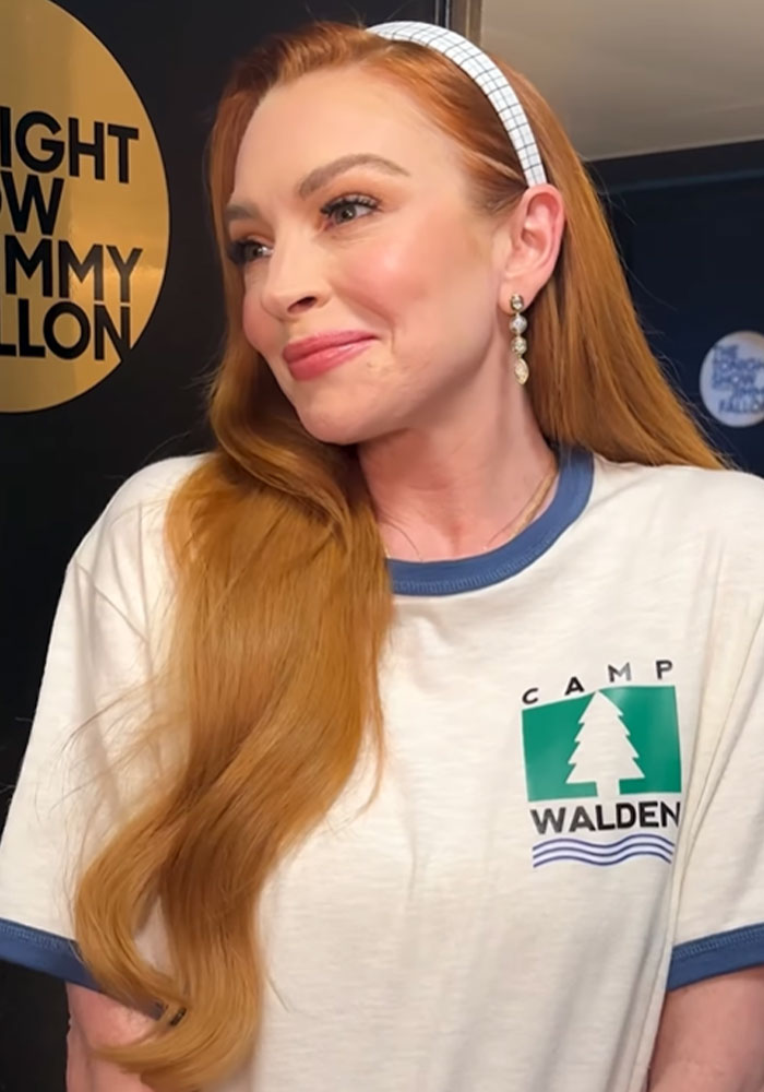 Lindsay Lohan Goes Viral With Recreation Of Famous “Parent Trap” Scene Lindsay Lohan Goes Viral With Recreation Of Famous “Parent Trap” Scene