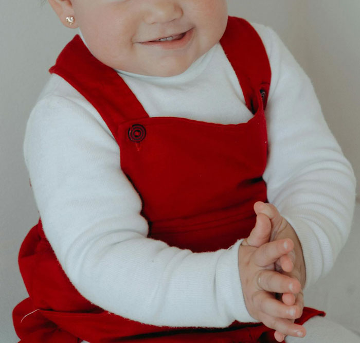 “Both Got Their Noses Pierced”: Woman Gives Ultimatum To Parents Who Violated Her Trust “Both Got Their Noses Pierced”: Woman Gives Ultimatum To Parents Who Violated Her Trust