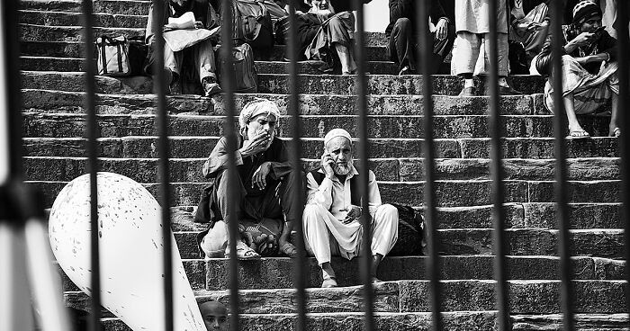 I Took 22 Photos Showcasing Life On The Streets Of Old Delhi