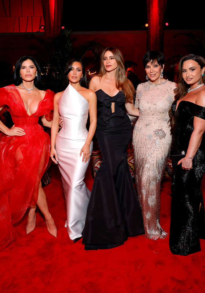 Kim Kardashian’s Oscars After-Party Pictures Weren’t Edited, And People Are Losing It