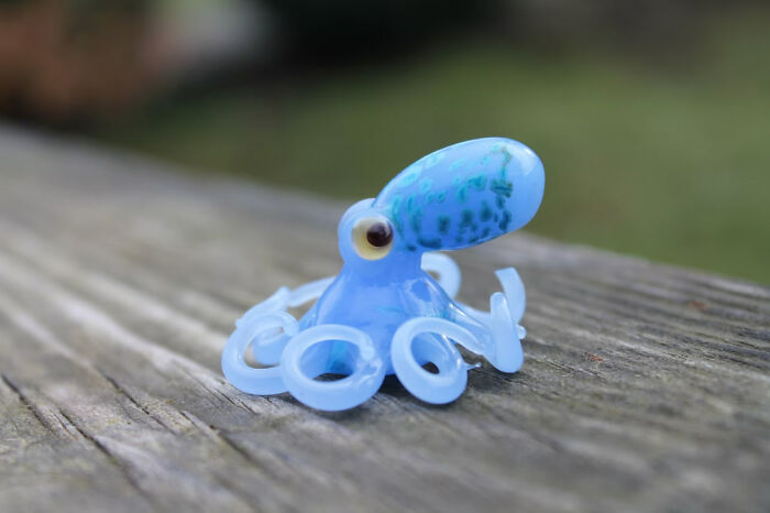 I Made 15 Baby-Glass Octopus Figurines In Different Colors