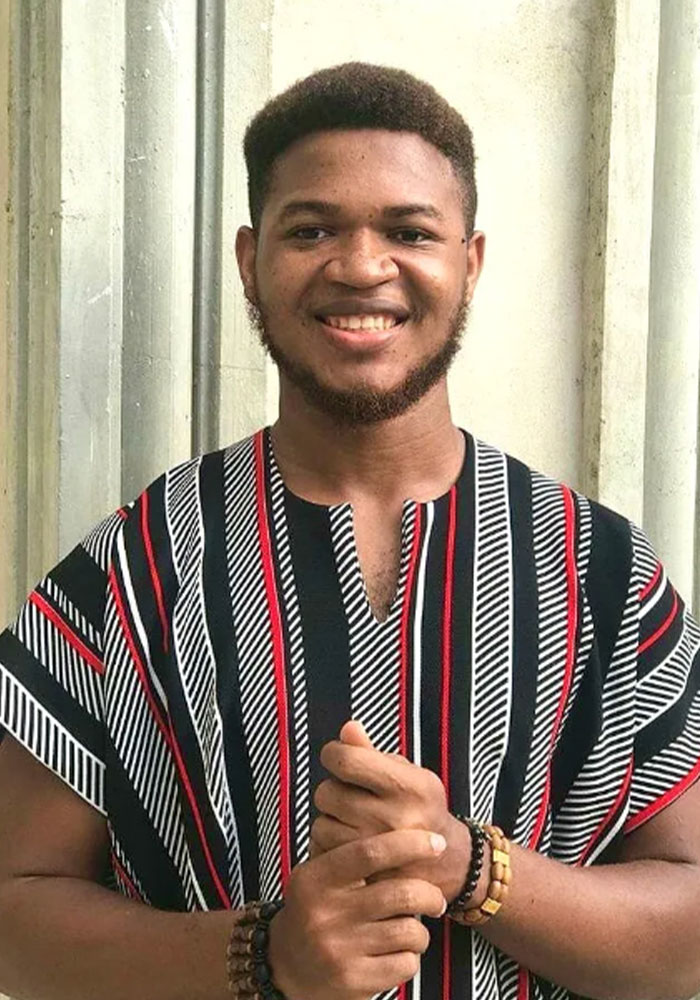 Man Feels Guilty About Abandoning Childhood Best Friend, Recontacts Him Many Years Later Man Feels Guilty About Abandoning Childhood Best Friend, Recontacts Him Many Years Later