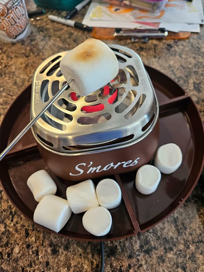 Bring The Campfire Experience Indoors With An Electric S'mores Maker