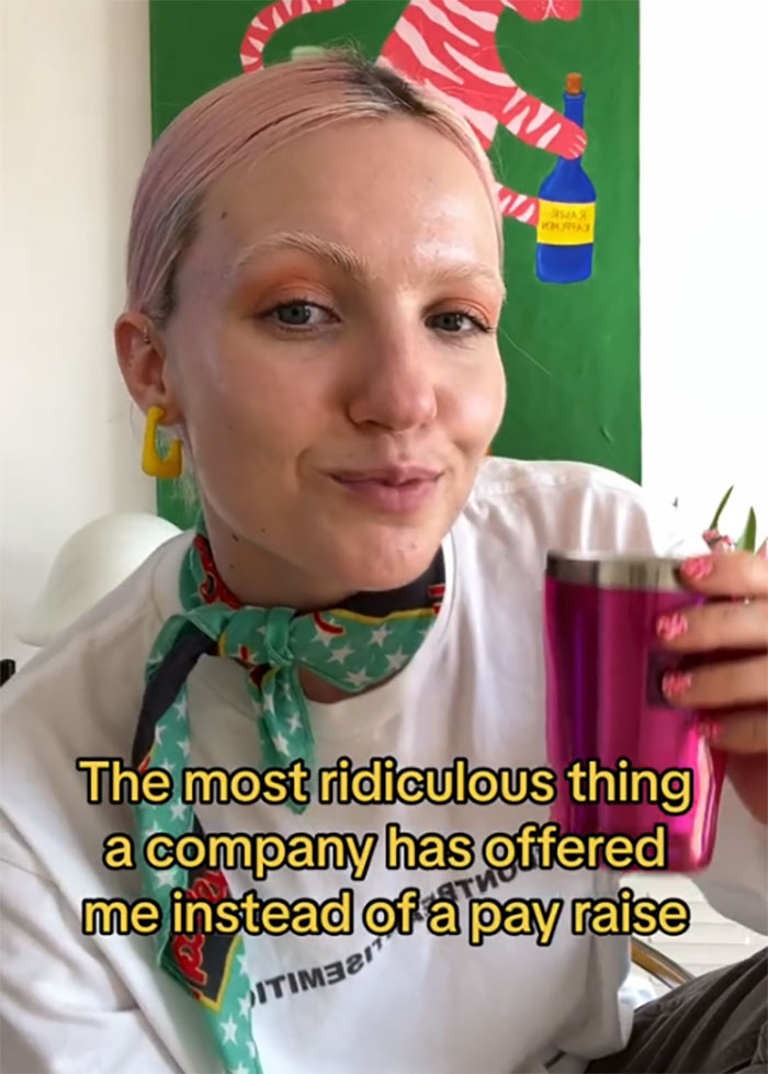 Folks Share Hilariously Absurd Things Companies Gave Them Instead Of Money In Response To A Video Folks Share Hilariously Absurd Things Companies Gave Them Instead Of Money In Response To A Video
