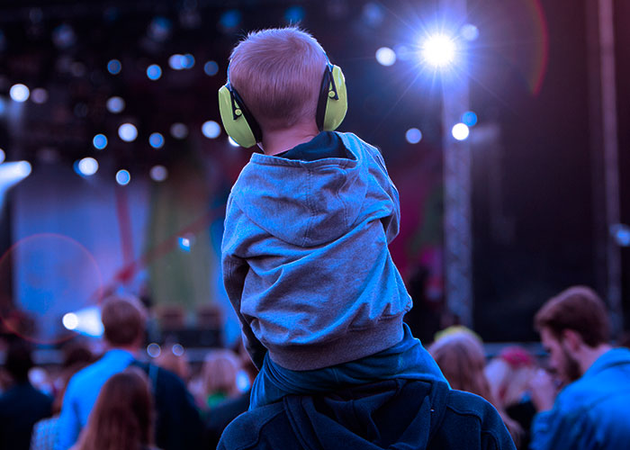 “Have Some Respect”: Mom Vents About Her Experience Of Bringing A Baby To A Rave, Gets Dragged “Have Some Respect”: Mom Vents About Her Experience Of Bringing A Baby To A Rave, Gets Dragged