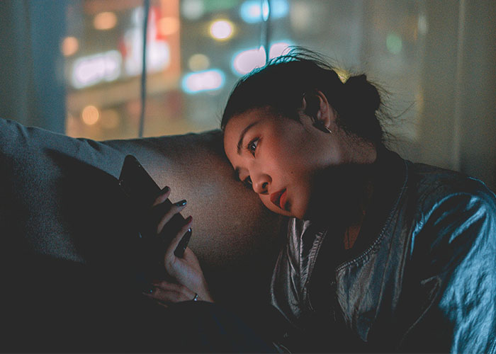 Guy Livid After GF Ignored Him Calling To Be Let Inside At 3 AM Because She Was Asleep Guy Livid After GF Ignored Him Calling To Be Let Inside At 3 AM Because She Was Asleep