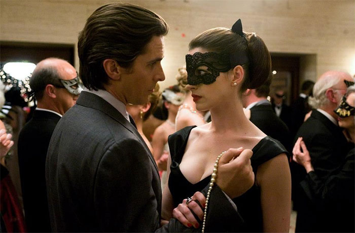 In The Dark Knight Rises (2012), Bruce Did Not Wear A Mask During The Masked Ball Scene. This Is Because He Considers Batman As His True Identity And "Bruce Wayne" As His Disguise In Public