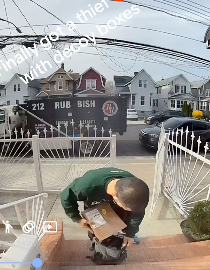 Man Sets Out Trap For Amazon Package Thief, Gets Him Arrested Man Sets Out Trap For Amazon Package Thief, Gets Him Arrested