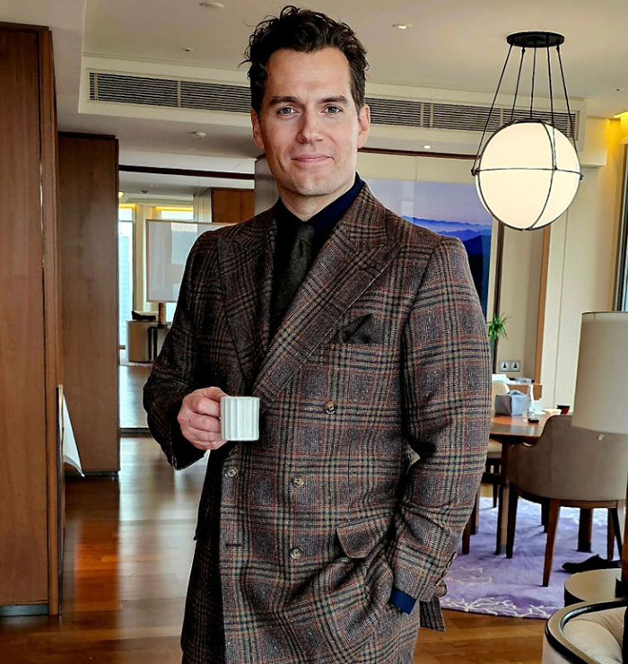 "Superdad": Henry Cavill Shares Baby News As He’s Expecting First Child With Girlfriend Natalie Viscuso "Superdad": Henry Cavill Shares Baby News As He’s Expecting First Child With Girlfriend Natalie Viscuso