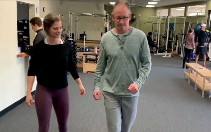 Stem Cell Treatment Helped A Man Who Was Paralyzed From The Neck Down To Stand On His Own Stem Cell Treatment Helped A Man Who Was Paralyzed From The Neck Down To Stand On His Own