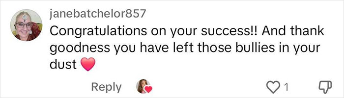 “My Bullies Now Want To Work For Me”: 23-Year-Old CEO Shares Sweet Revenge Story “My Bullies Now Want To Work For Me”: 23-Year-Old CEO Shares Sweet Revenge Story