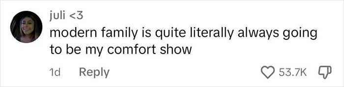 Aubrey Anderson-Emmons Talks Highs And Lows Of Being A Child Star On “Modern Family” Aubrey Anderson-Emmons Talks Highs And Lows Of Being A Child Star On “Modern Family”