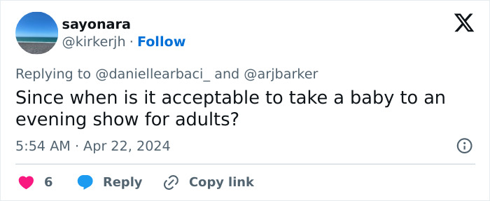 Fans Defend Comedian Who Kicked Mom And Baby Out Of Show For Disrupting It Fans Defend Comedian Who Kicked Mom And Baby Out Of Show For Disrupting It