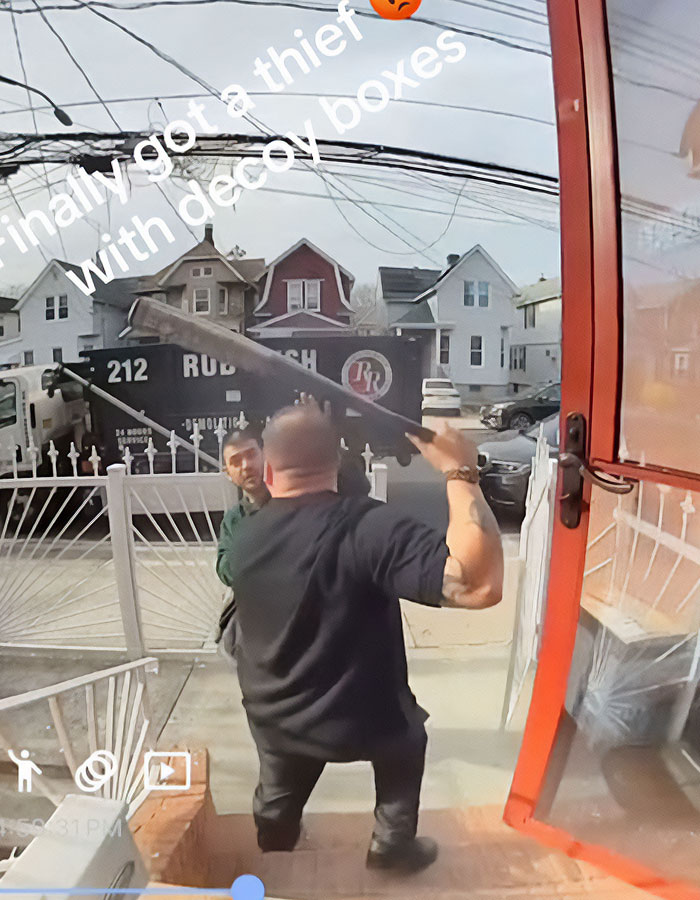 Man Sets Out Trap For Amazon Package Thief, Gets Him Arrested Man Sets Out Trap For Amazon Package Thief, Gets Him Arrested