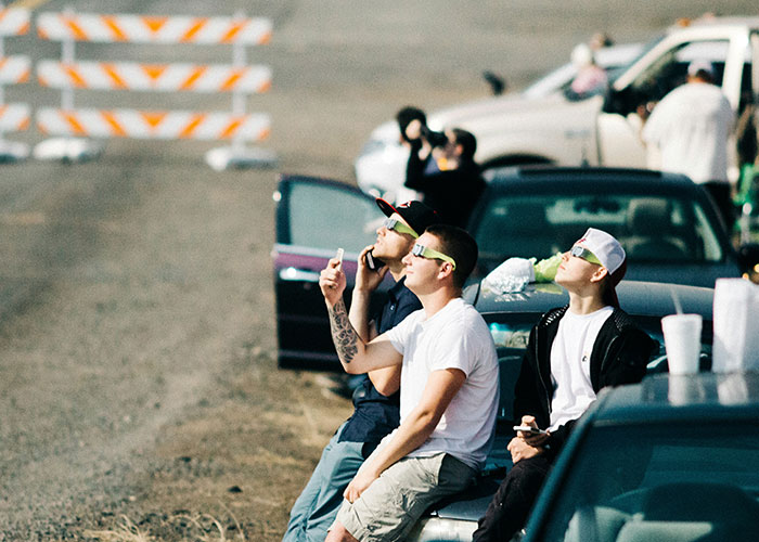 Scientists, Officials, And Military Are Issuing Major Warnings Ahead Of The Solar Eclipse Scientists, Officials, And Military Are Issuing Major Warnings Ahead Of The Solar Eclipse