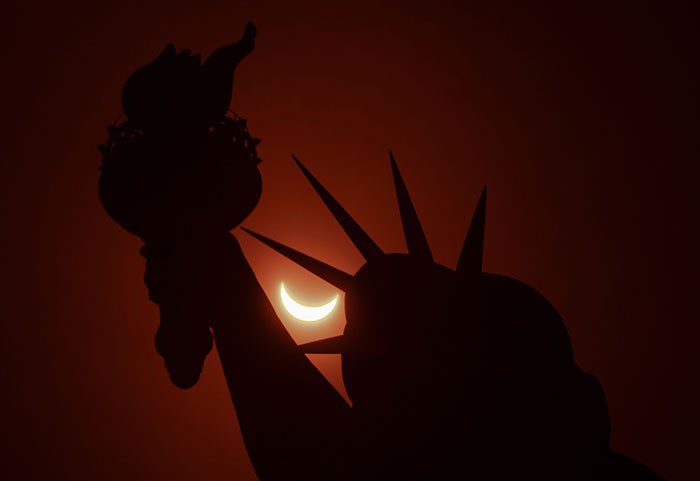The Eclipse Produced Some Incredible Photography—These Are The Best Pics The Eclipse Produced Some Incredible Photography—These Are The Best Pics