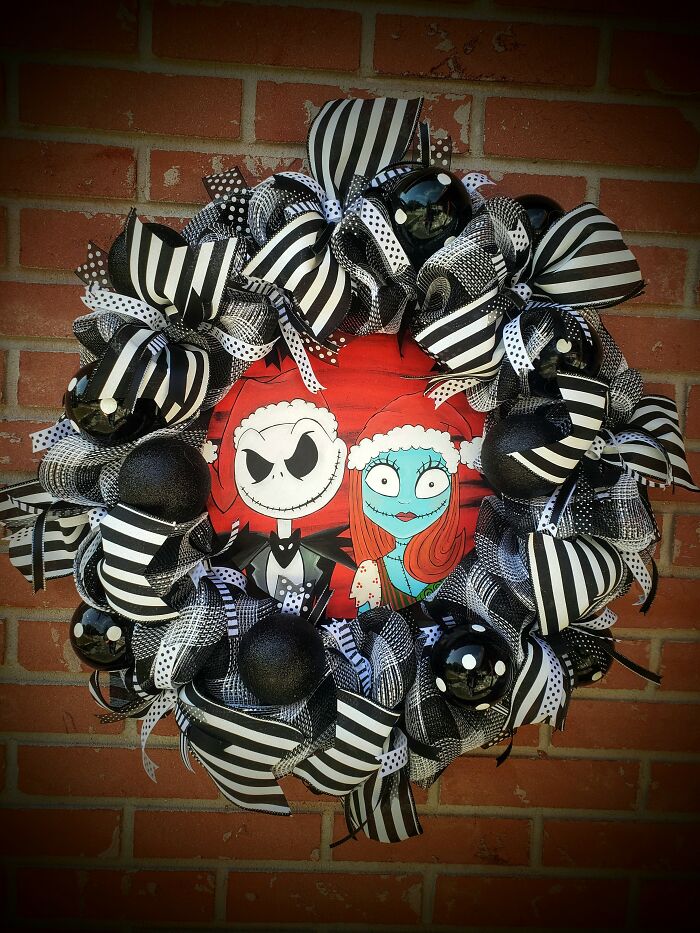 Here Are My Wreaths And Centrepiece That I Made Inspired By Pop Culture Animations