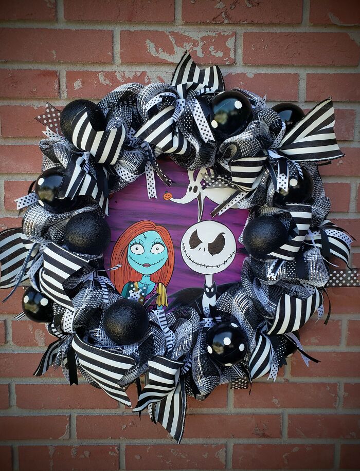 Here Are My Wreaths And Centrepiece That I Made Inspired By Pop Culture Animations