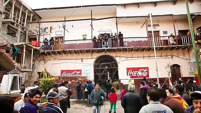 British Father Traveling In South America Gets Sent To One Of The "World's Toughest Prisons" 