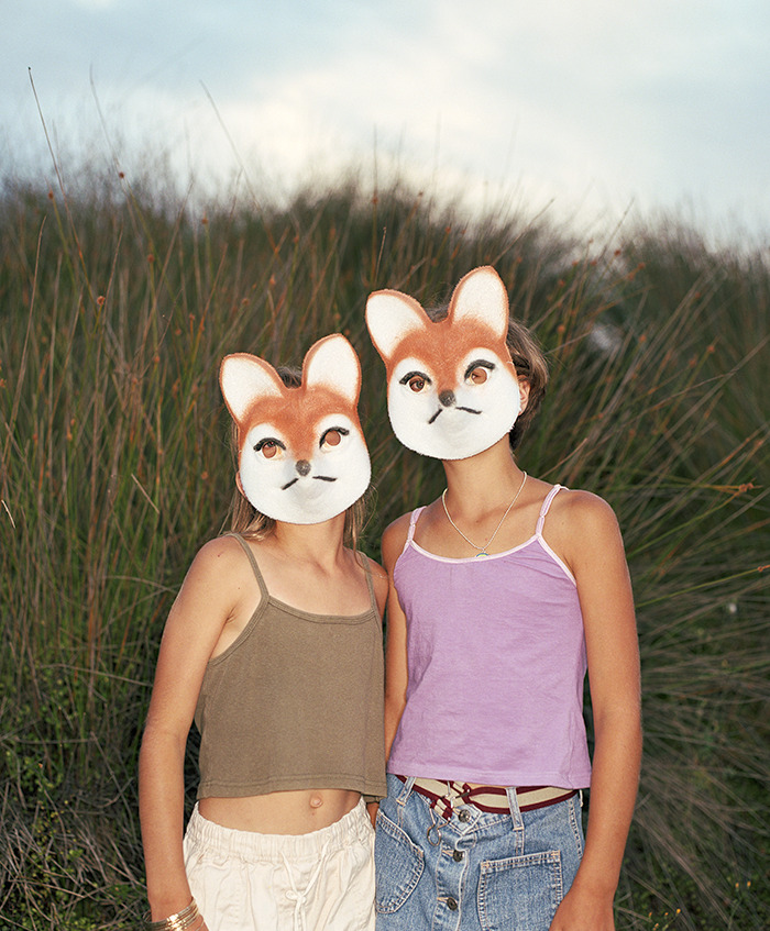 Woman Seeks Advice After 13-Year-Old Stepdaughter Identifies As Fox, Therapist Reacts Woman Seeks Advice After 13-Year-Old Stepdaughter Identifies As Fox, Therapist Reacts