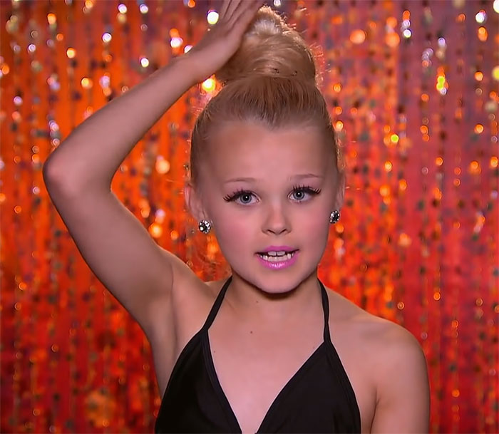 Internet Aghast Over JoJo Siwa’s Revelation Of Mother Bleaching Her Hair From Just 2 Years Old