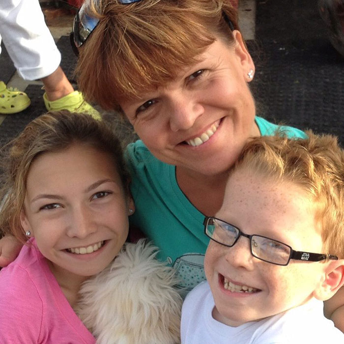 Fans Stunned After Warwick Davis Reveals His Wife Passed Away Nearly A Month Ago Fans Stunned After Warwick Davis Reveals His Wife Passed Away Nearly A Month Ago