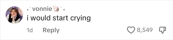 Woman Defies Warnings And Looks Straight At The Solar Eclipse, Warns Others Not To Do The Same Woman Defies Warnings And Looks Straight At The Solar Eclipse, Warns Others Not To Do The Same