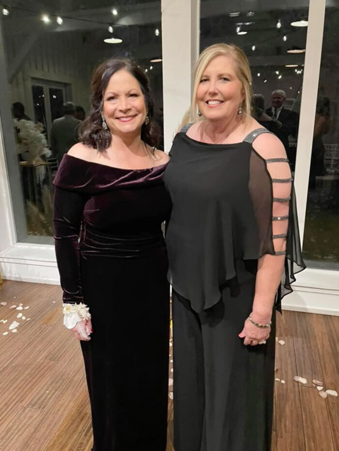Besties Who Fell Pregnant At The Same Time Had Their Wish Come True After Their Kids Got Married Besties Who Fell Pregnant At The Same Time Had Their Wish Come True After Their Kids Got Married