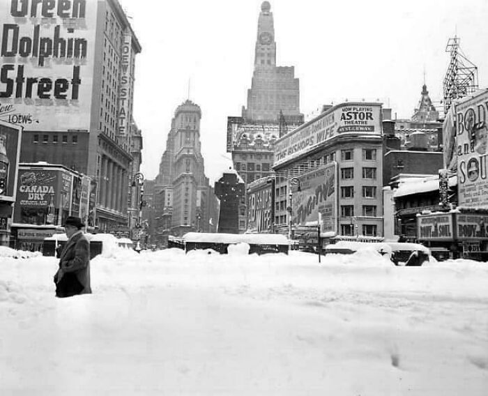 Times Square, NYC, Dec. 27, 1947