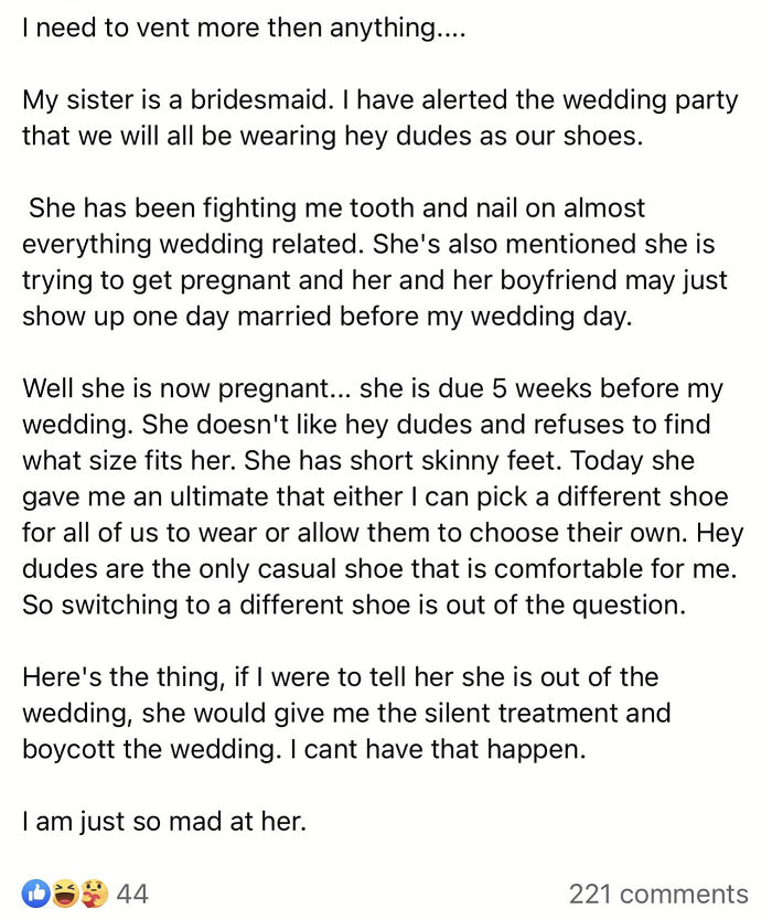 Bride Is Mad That Her Sister, Who Is A Bridesmaid, Is Pregnant And Won’t Wear Specific Shoes At The Wedding