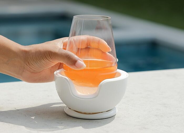 Keep Your Wine Chilled With A Stemless Wine Glass Chiller: Enjoy Your Favorite Beverages At The Perfect Temperature