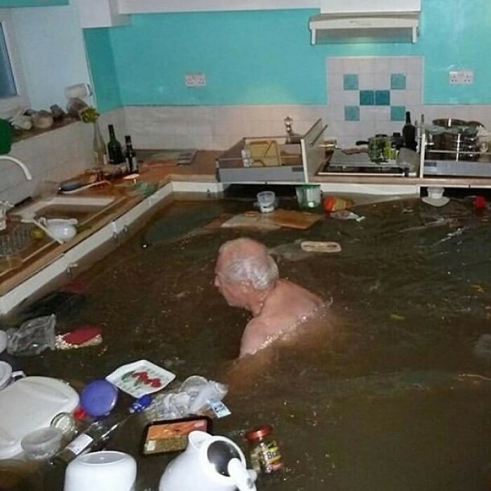 When Your Life Is A Mess But You’re Ok With That
#flood #cursed #cursedimage #cursedimages