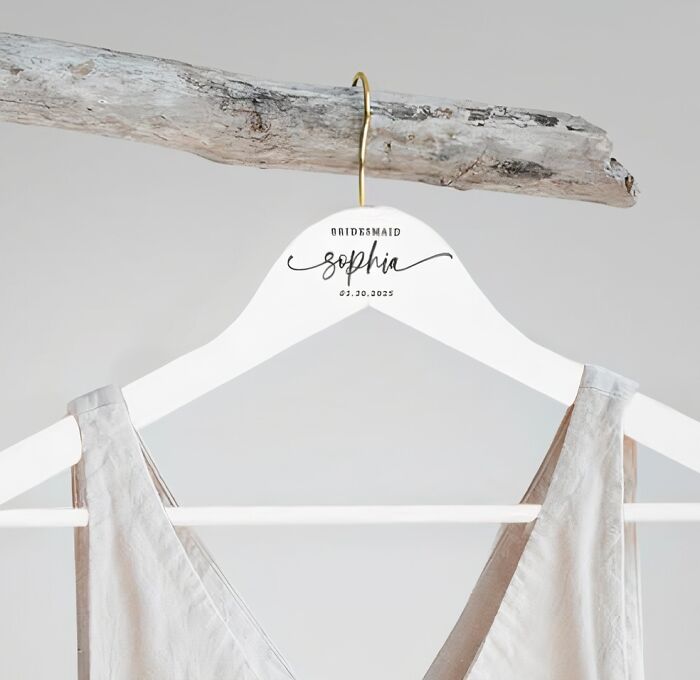 Hang In Style: Custom Bridal Hangers - Elevate Your Bridesmaids' Dress Experience!