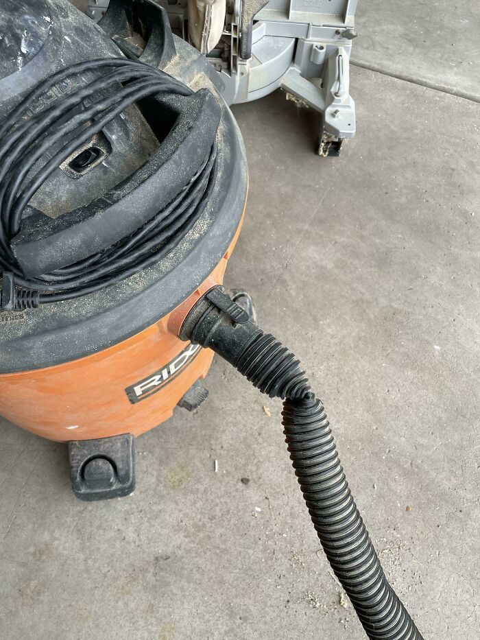How Do I Keep My Shop Vac Hose From Pinching Like This?