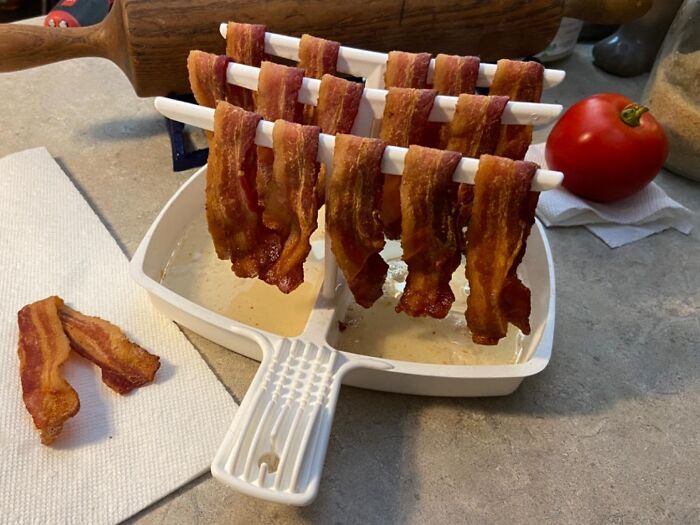 Effortlessly Cook Crispy Bacon In The Microwave With The Makin Bacon Microwave Bacon Dish