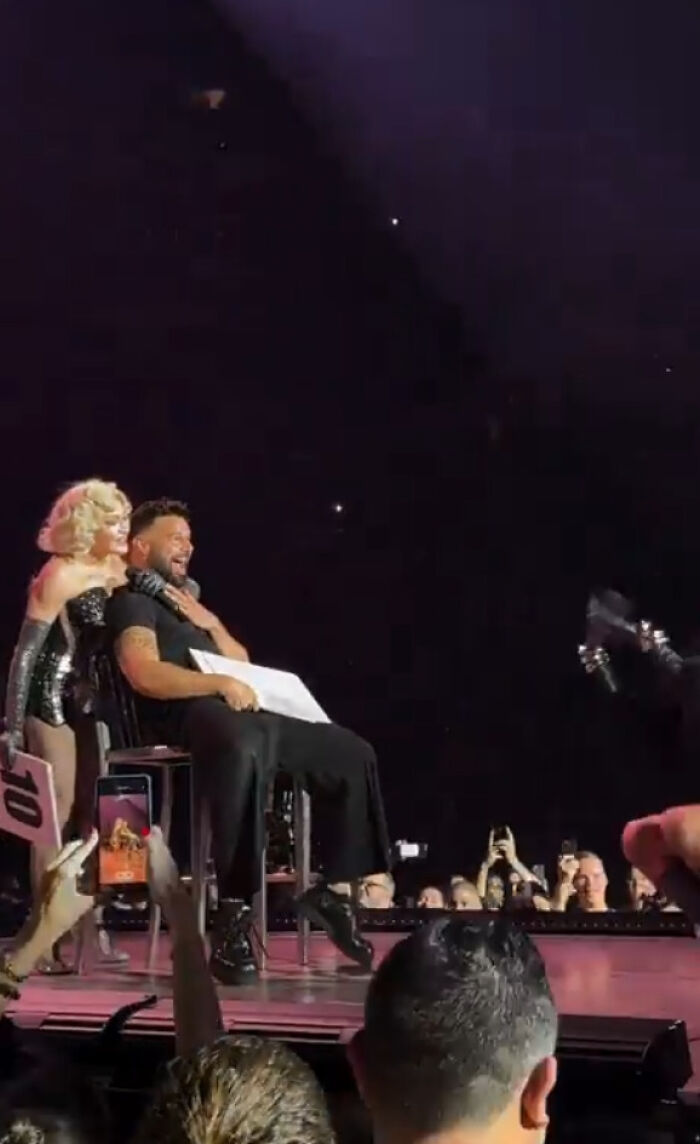 “Address The Elephant In Your Pants”: Fans Think Ricky Martin Was Aroused During Madonna Concert