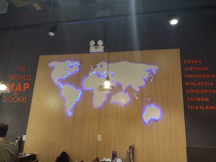 This Map Has Two Australias