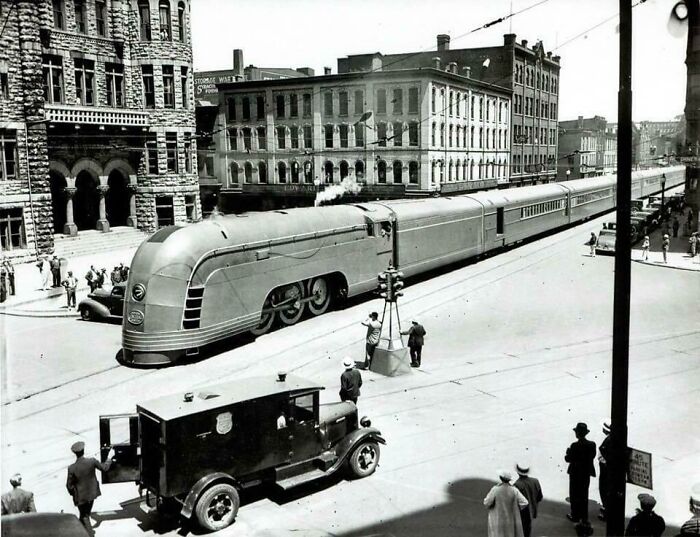 New York Central Streamliner “ Mercury “ 1936
