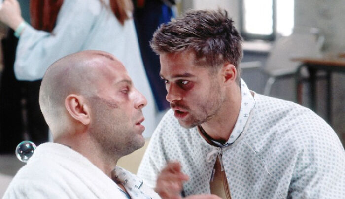 In 12 Monkeys (1995) Director Terry Gilliam Was Afraid That Brad Pitt Wouldn't Be Able To Pull Off The Nervous, Rapid Speech. He Sent Him To A Speech Coach But In The End He Just Took Away Pitt's Cigarettes, And Pitt Played The Part Exactly As Gilliam Wanted